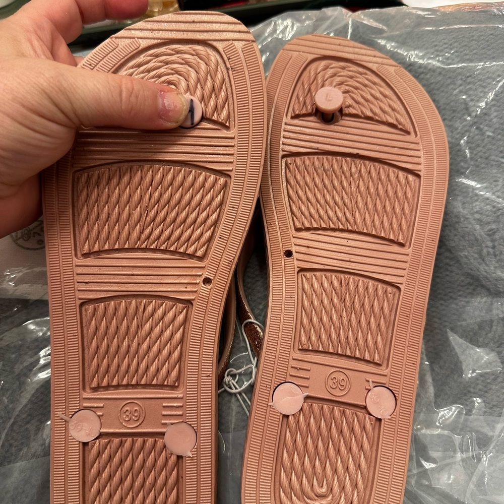 Flipflops - Picture 4 of 4